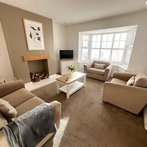 Carew Place By Blue Skies Holiday home Seaton Carew